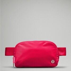 NEW Lululemon Everywhere Belt Bag Crossbody Cherry Mist